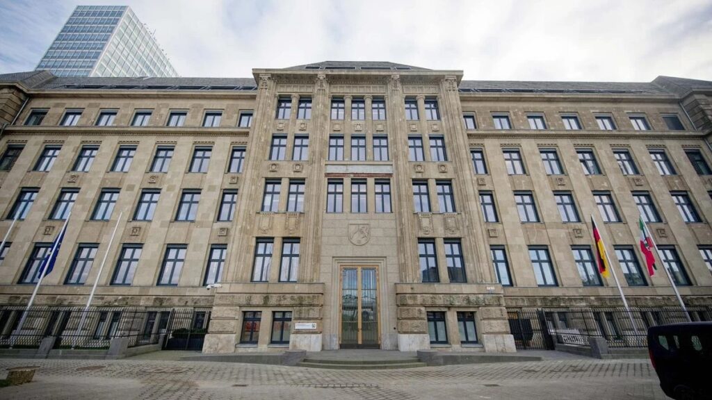 Ermittlungen zum Umbau der Staatskanzlei: Kein Bestechungsgeld – aber Fragen bleiben